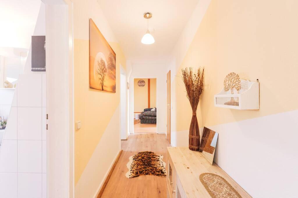 - 3-Bedroom Apartment Luxury: Central & Spacious In Duisburg & Big Tv And Kitchen - Екстериор снимка